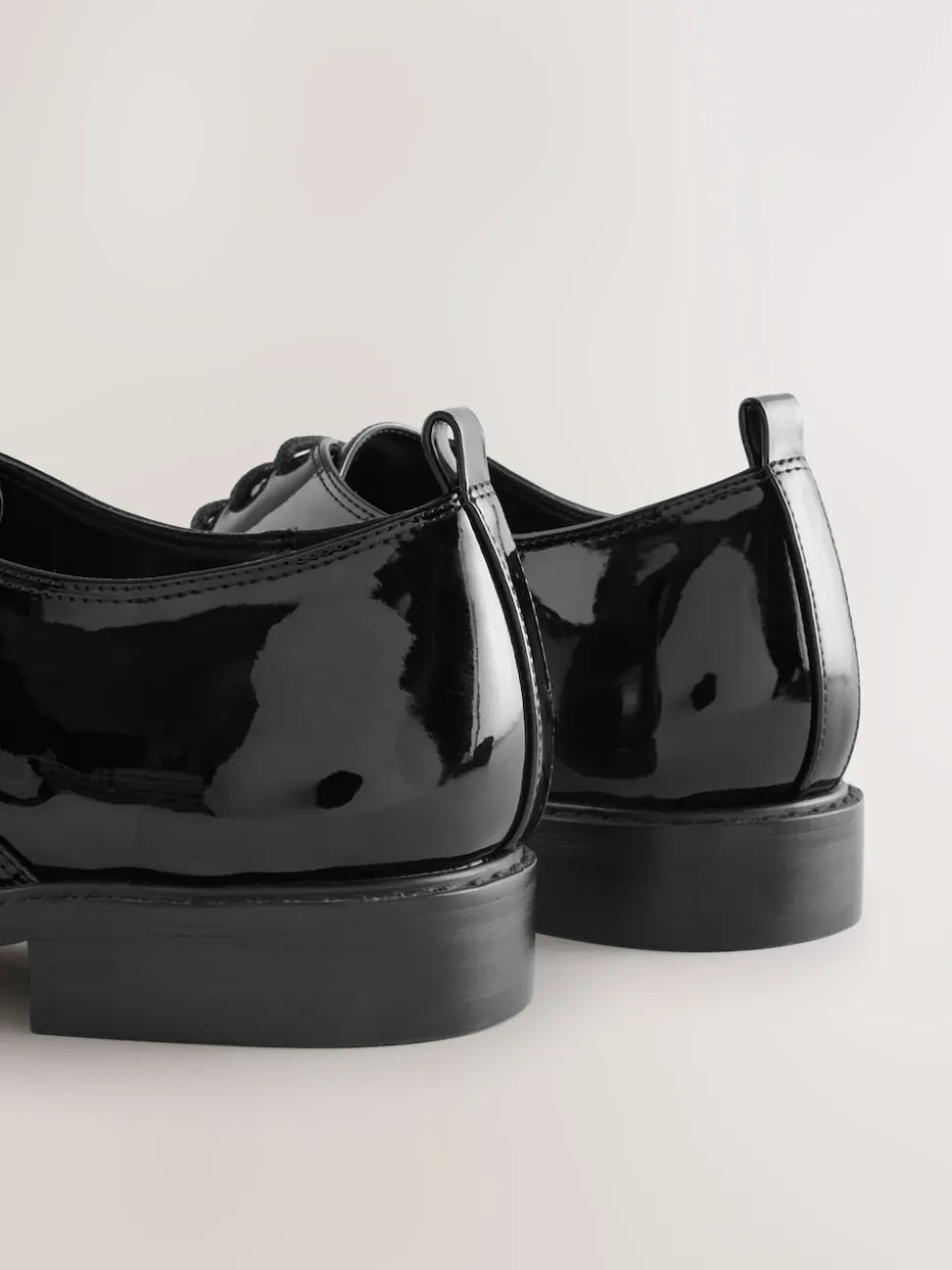 Noir - Chaussures à lacets Forever Comfort® vernies à bout en amande