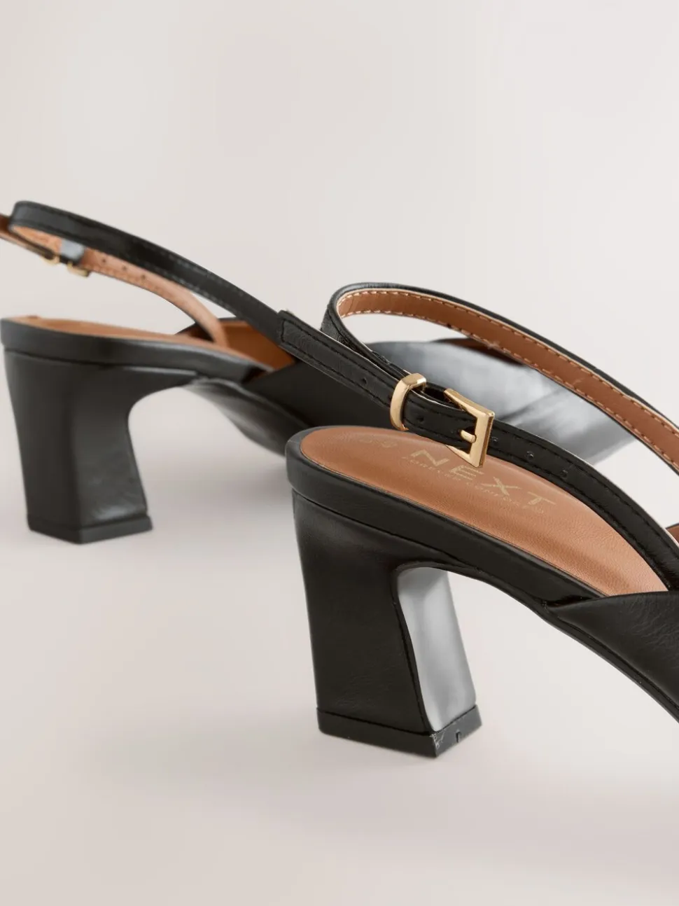 Noir - Chaussures à talons Forever Comfort® à bout carré et bride arrière