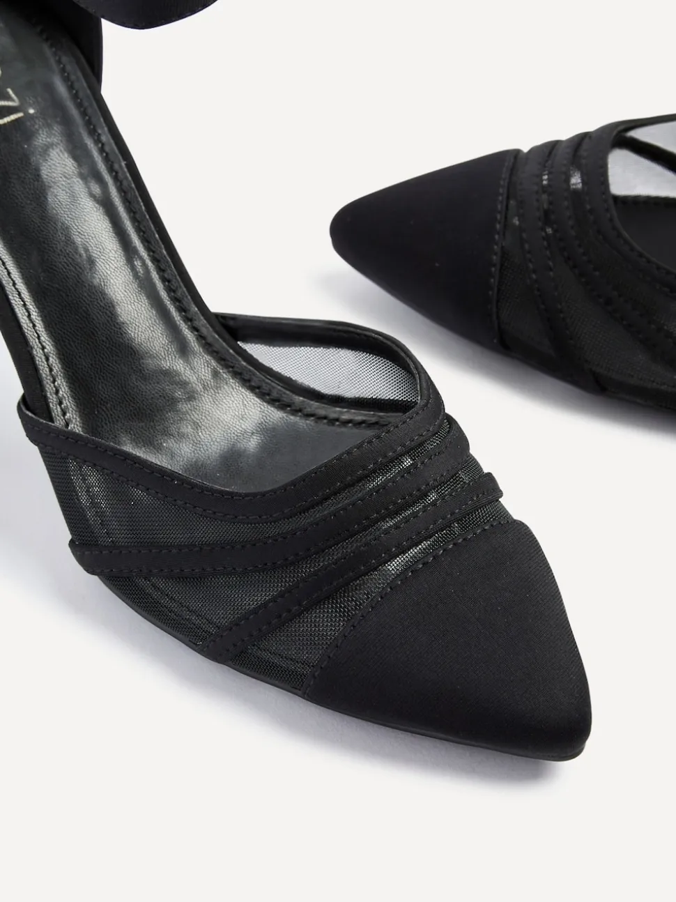 Noir - Chaussures Linzi Tasha à talons carrés avec détail en maille avant