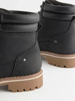 Noir - Forever Comfort® Casual Lace-Up Ankle Boots