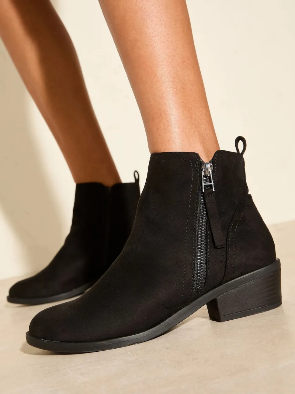 Noir - Friends Like These Mid Block talons Side Zip Faux suède Cuban Bottes
