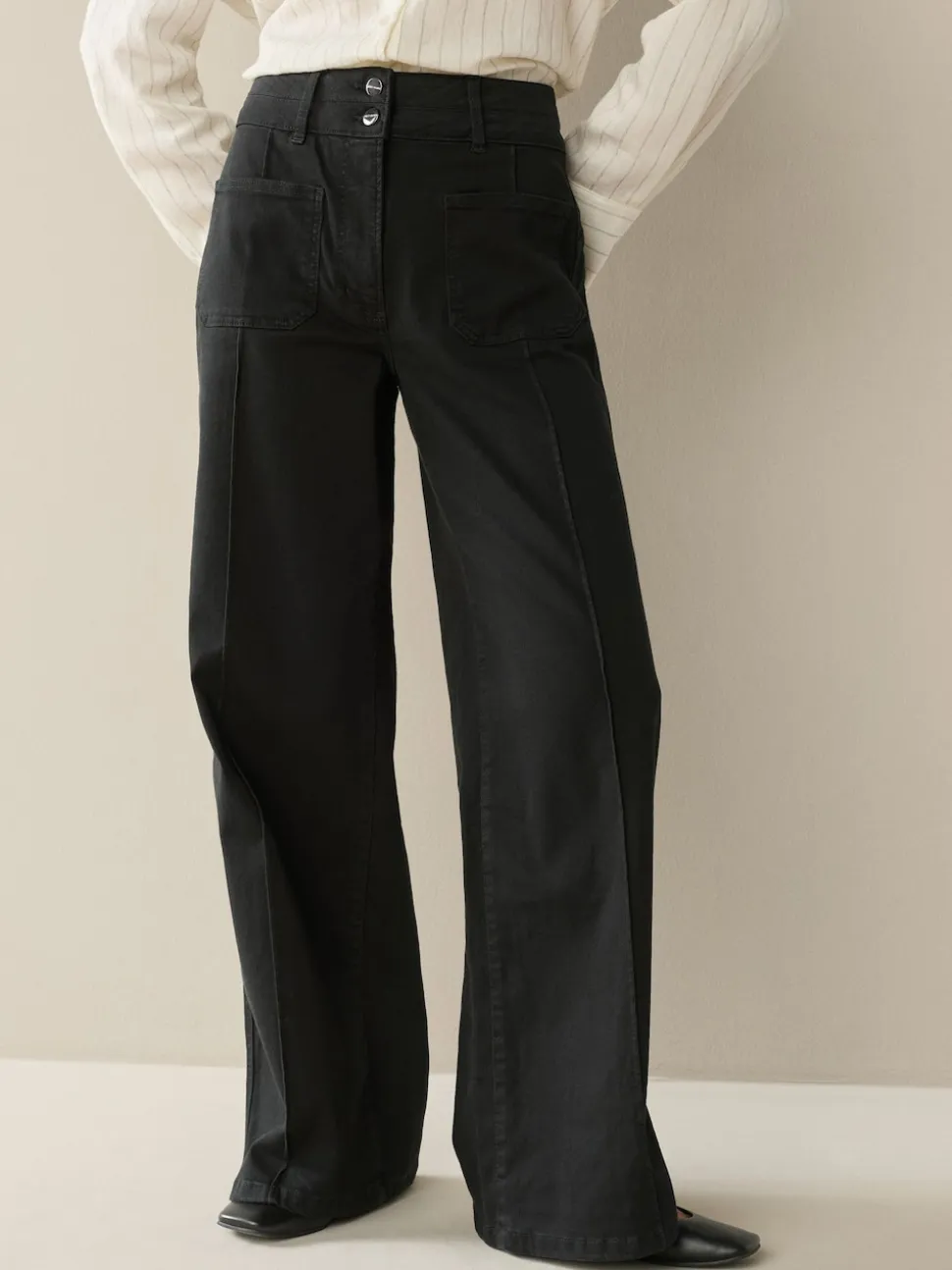 Noir - Jean Ample Slim Lift and Shape