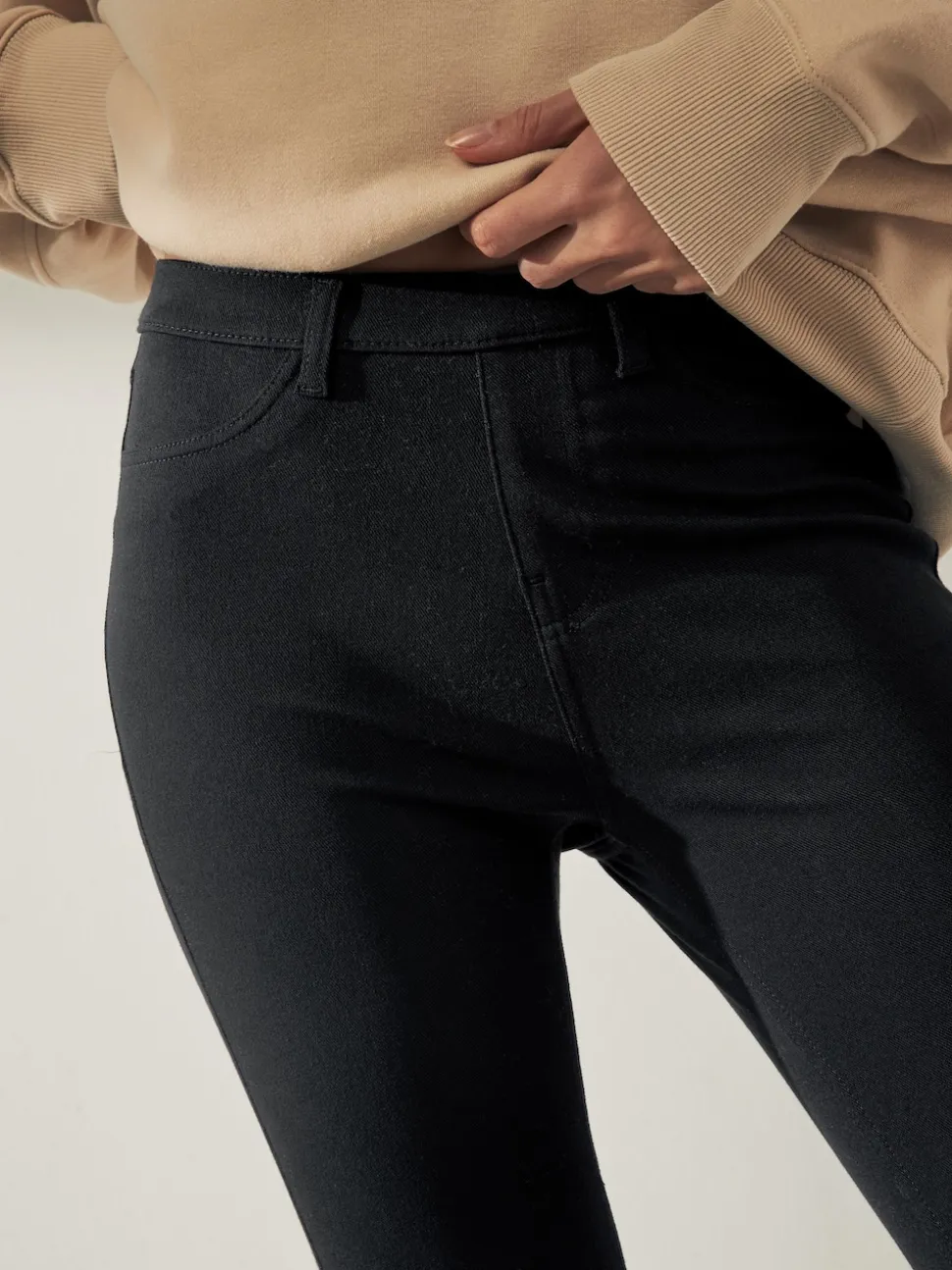 Noir - Leggings courts en jersey