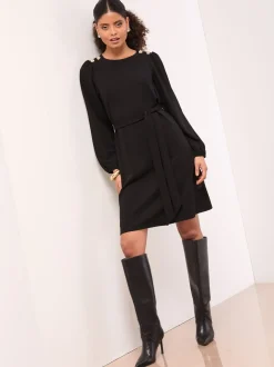 Noir - Lipsy Mini robe droite à manches longues à boutons militaires