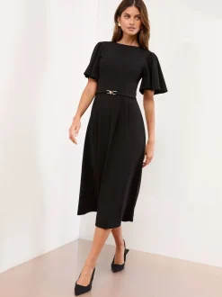 Noir - Lipsy Robe mi-longue évasée à Manches courtes à Col rond avec ceinture Or