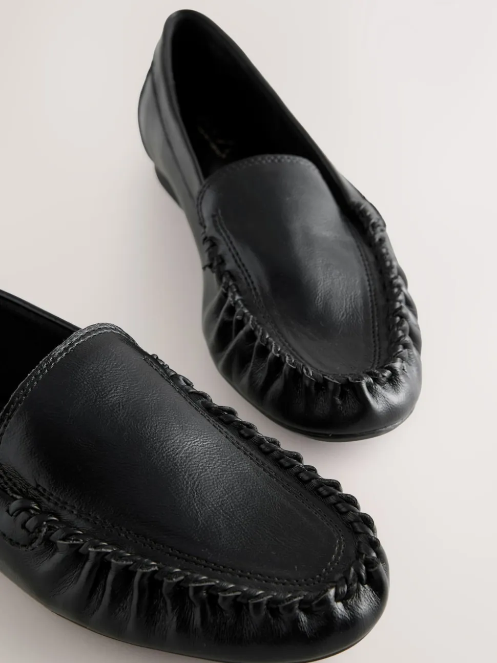 Noir - Mocassins Forever Comfort® souples froncés