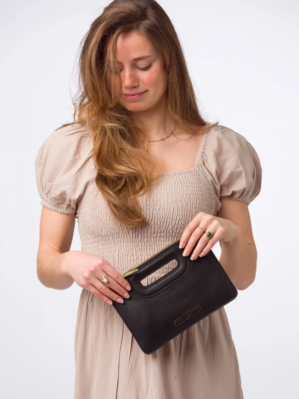 Noir - Pochette Pure Luxuries London Esher en cuir