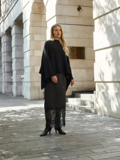 Noir - Poncho cape en maille fine