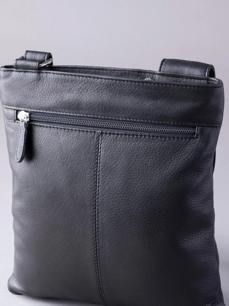 Noir - Sac à bandoulière Lakeland Leather Allerdale