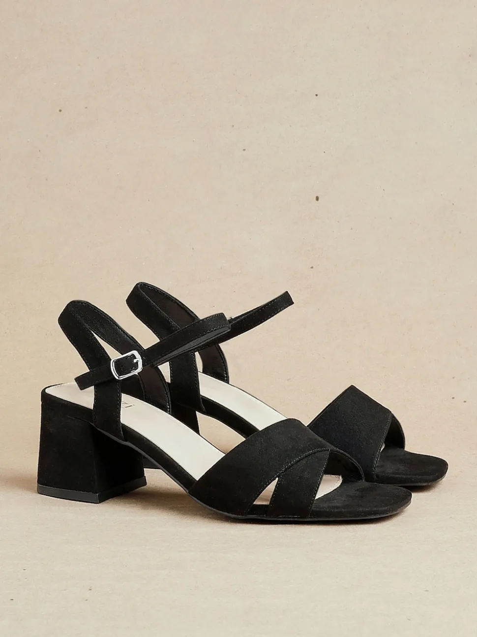 Noir - Sandales à talons larges Linzi Vivian avec bandoulière avant croisée