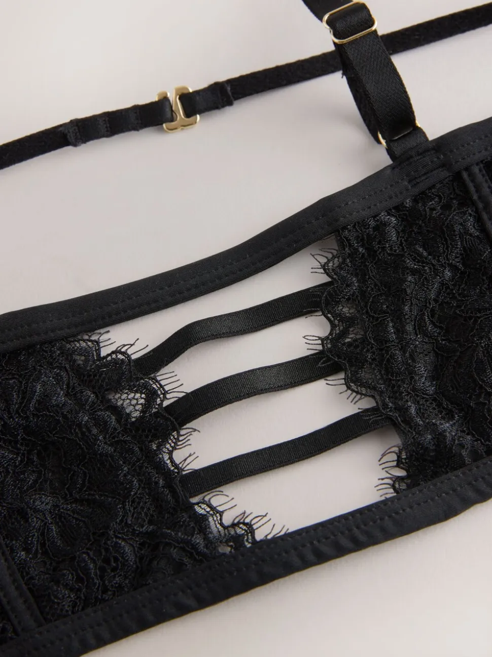 Noir - Soutien-gorge A-E en dentelle