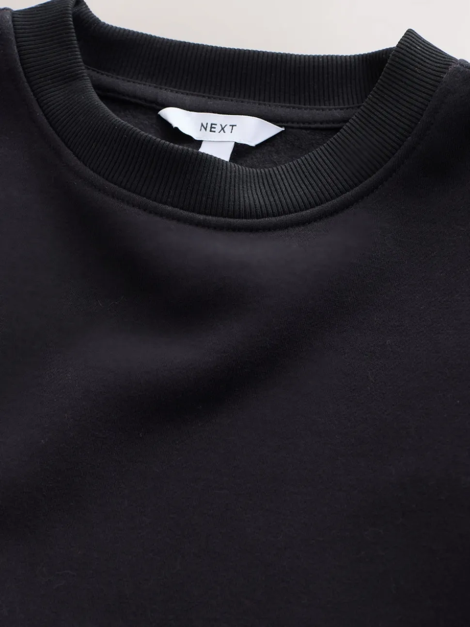 Noir absolu - Sweat-shirt super doux Peached Essentials à col rond et coutures