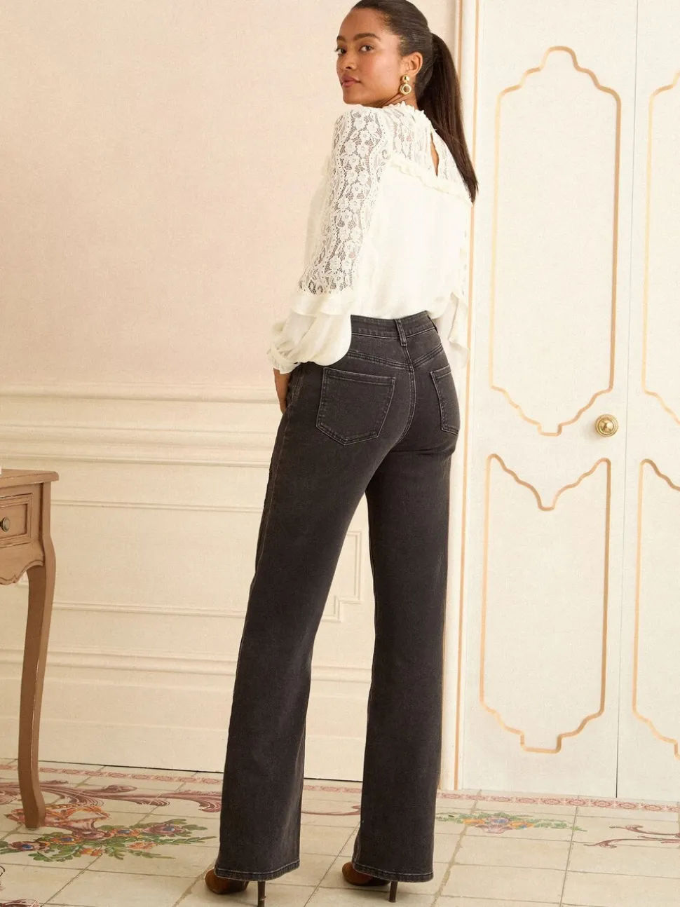 Noir brodé - Love & Roses Jean bootcut