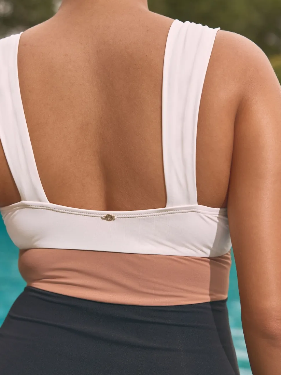 Noir/Ecru/Beige - Maillot de bain gainant pigeonnant