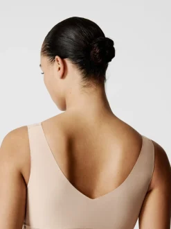Nude - Chantelle Haut doux et extensible sans coutures Col en V rembourré Raccourci