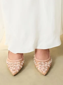 Nude Avec ornements - Chaussures à talons Forever Comfort® à bride arrière en maille pointue