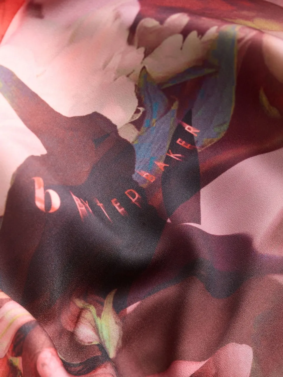 Nuisette B by Ted Baker Winter Glow en dentelle de satin rose
