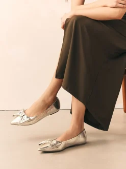 Or - Ballerines à bout pointu avec nœud