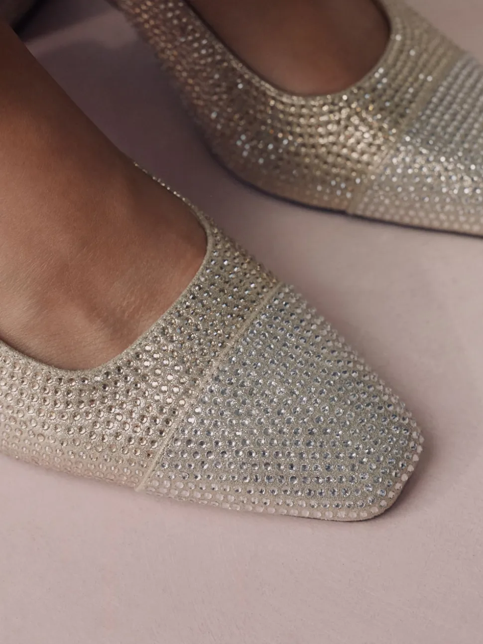 Or - Chaussures à talons carrés Forever Comfort® à bout carré