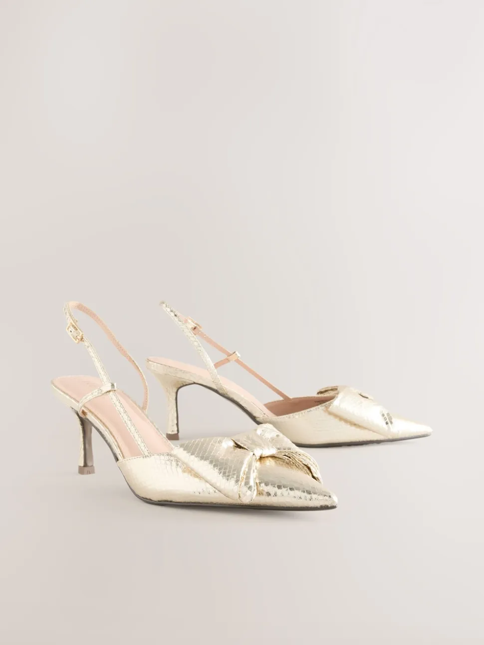 Or - Chaussures à talons Forever Comfort® à bout pointu et bride arrière