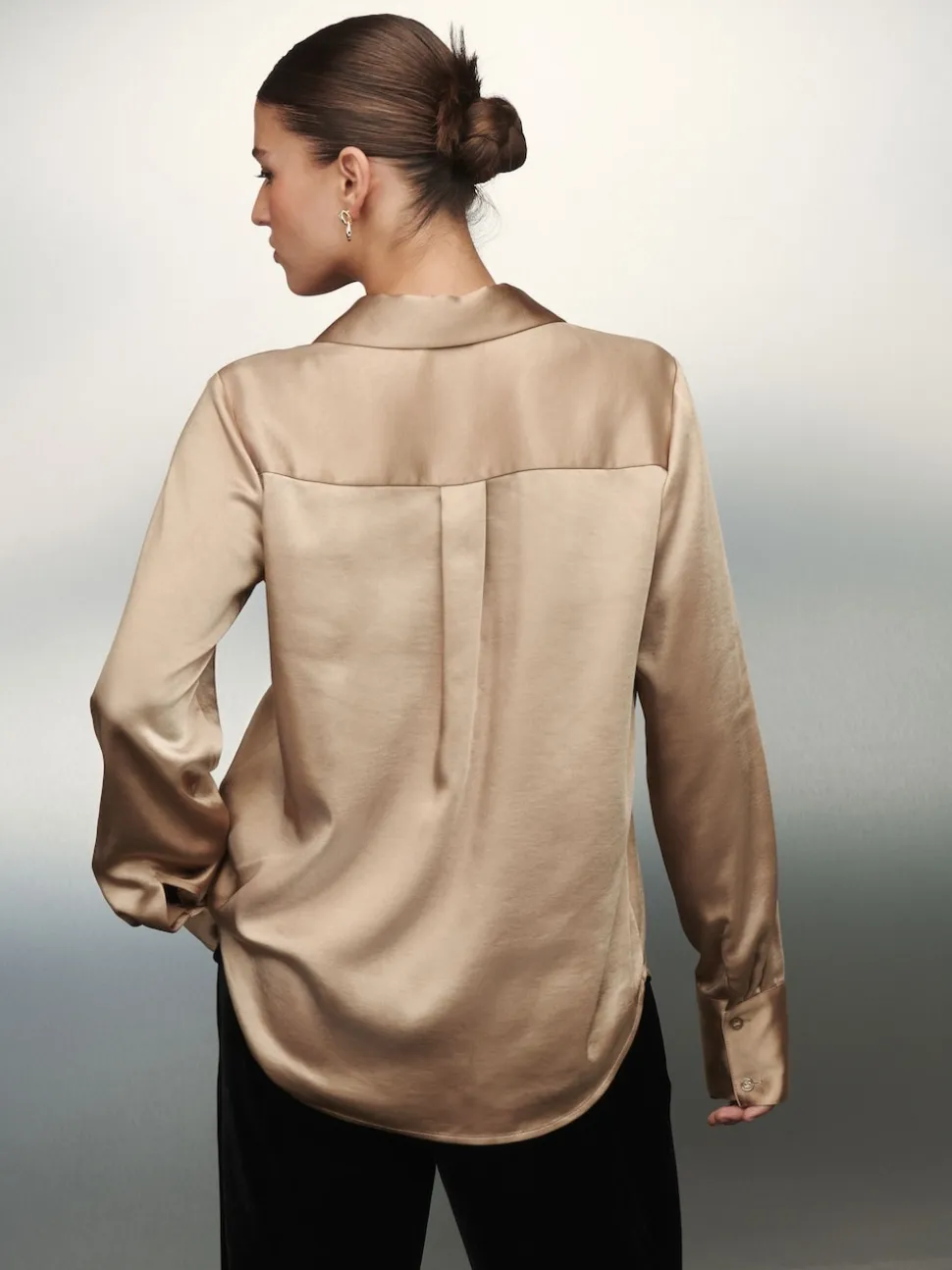 Or - Chemise à manches longues en satin