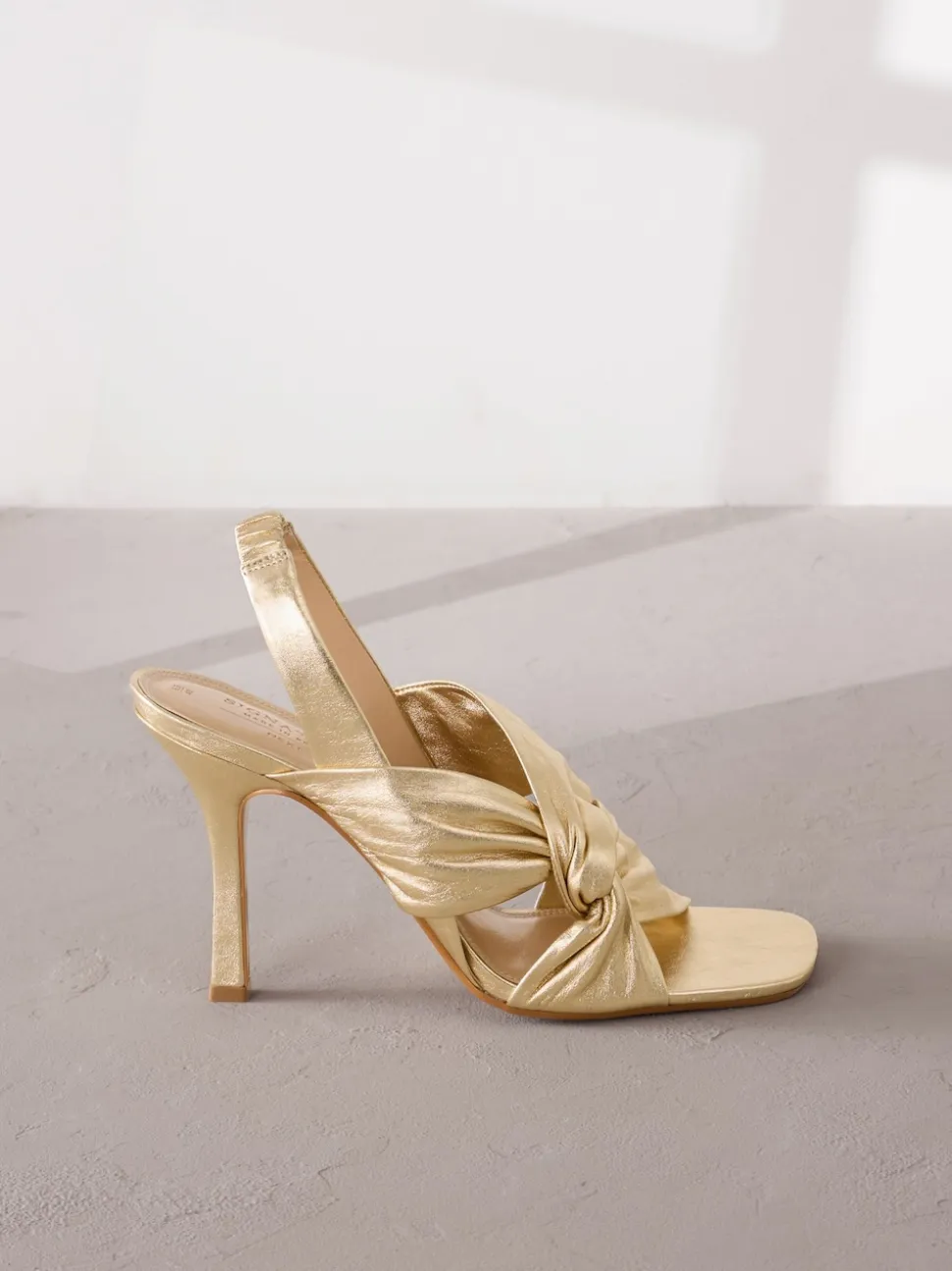 Or - Sandales Signature en cuir à talons torsadés haut de gamme