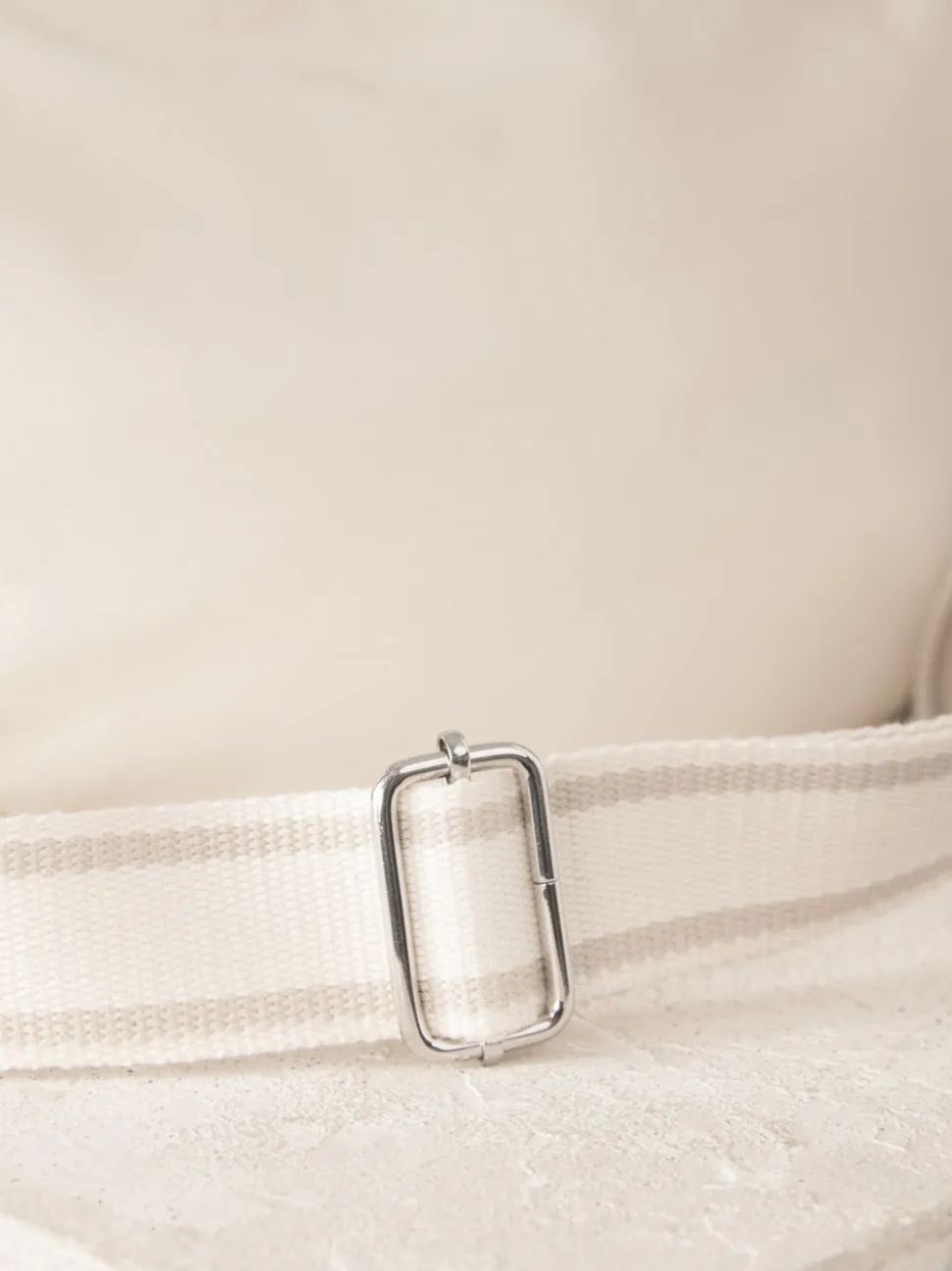 os - Sac cross-body en cuir Sling