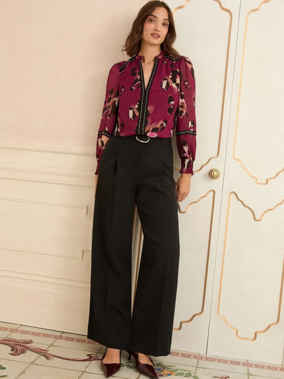 Pantalon Love & Roses large à boucle