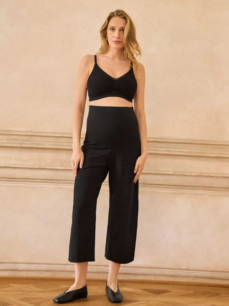Pantalons de grossesse Seraphine Overbump raccourcis en Ponte à jambe large