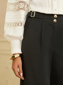Pantalons Love & Roses Jambe large à boucle