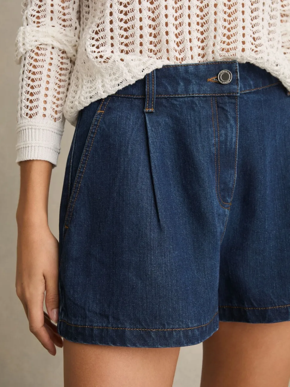Reiss Denim Short plissé Raymond