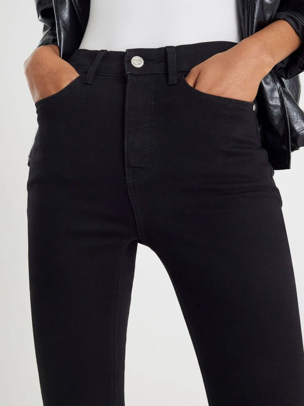 River Island Jean évasé sculptant taille haute