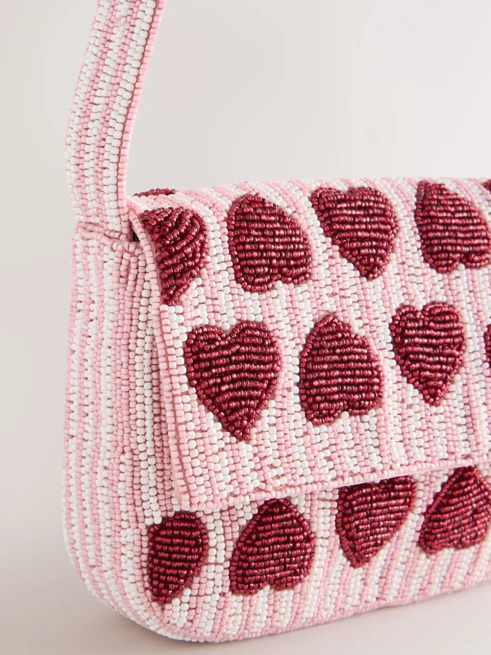 Rose - Sac bandoulière perlé Cœur