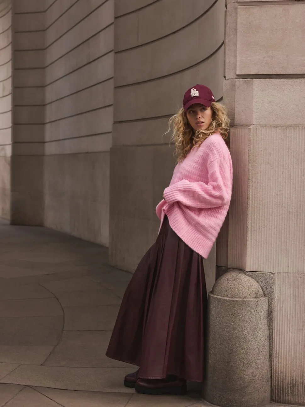 Rose clair - Pull long côtelé à col en V en laine