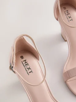 Rose couleur chair - Sandales à talons carrés
