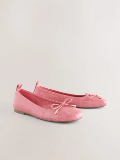 Rose Crocs rose - Chaussures plates Forever Comfort® à bout carré avec nœud