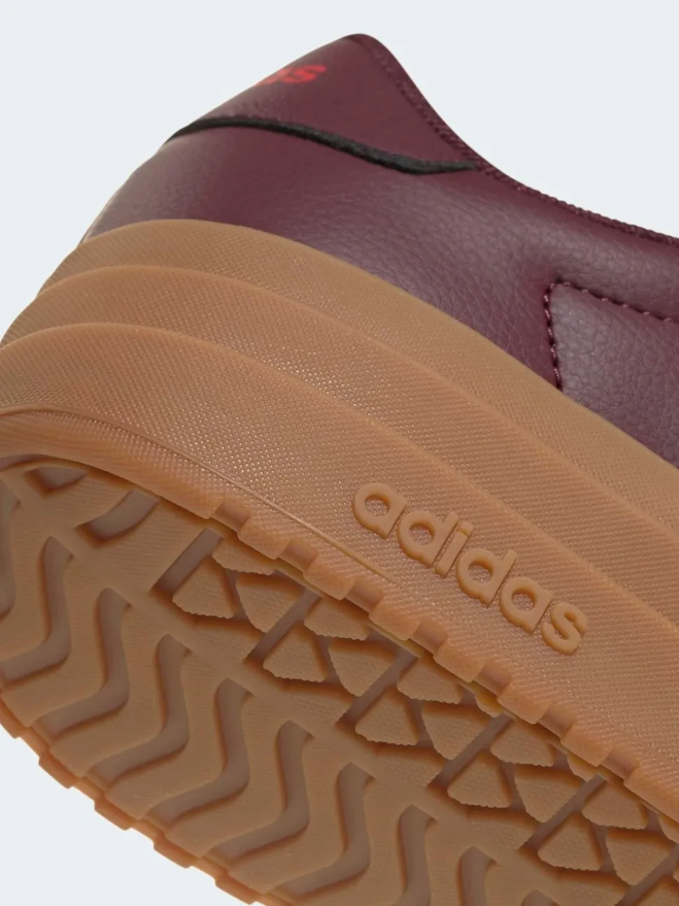 Rouge - adidas baskets VL Court Bold