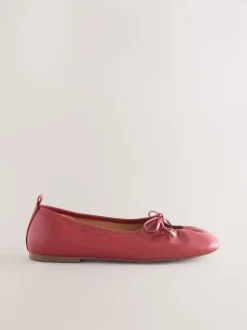Rouge - Chaussures plates Forever Comfort® à bout rond Cravate