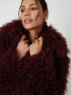 Rouge - Manteau Threadbare col en fausse fourrure