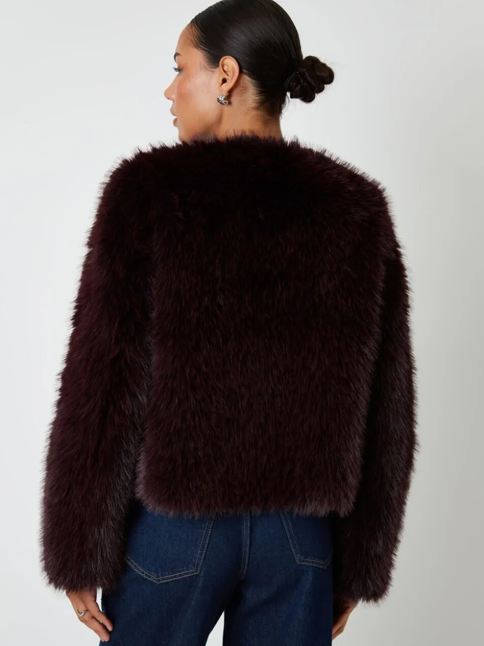 Rouge - Manteau Threadbare en fausse fourrure sans col