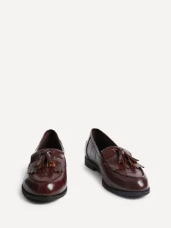 Rouge - Mocassins Linzi Rosemary classiques à enfiler avec détails à glands
