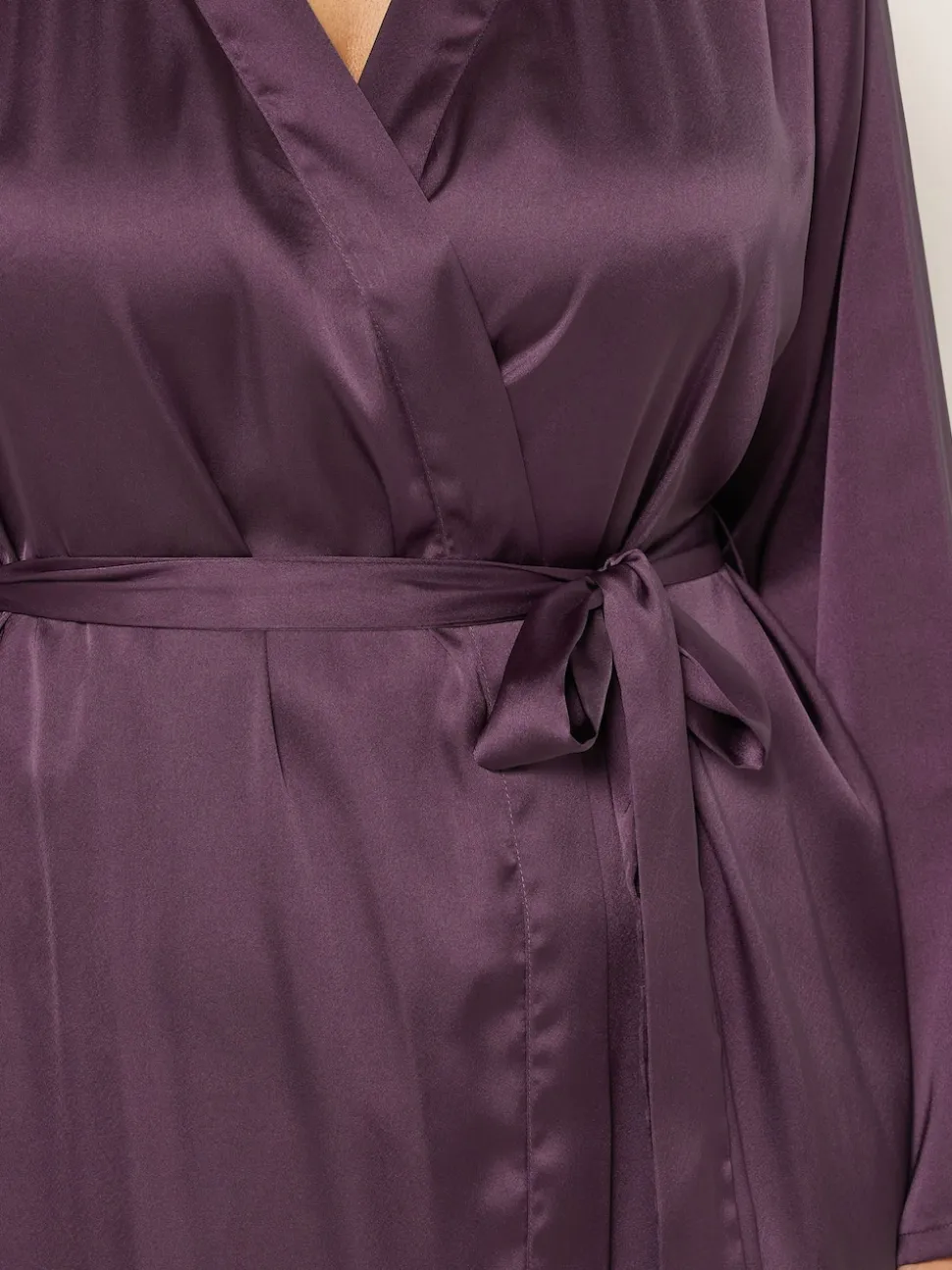 Rouge - Peignoir Yours Curve en satin