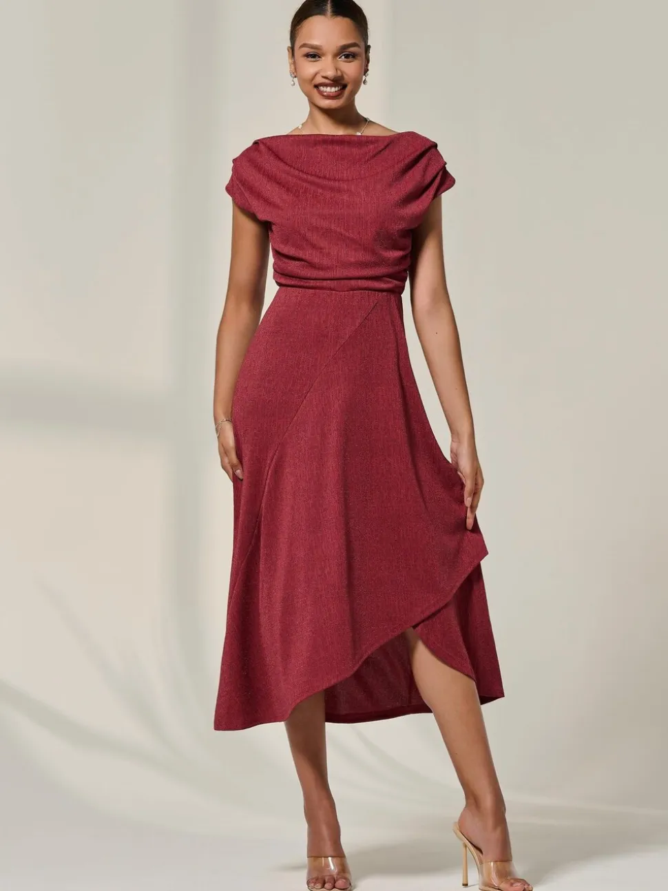 Rouge - Robe Jolie Moi mi-longue drapée asymétrique