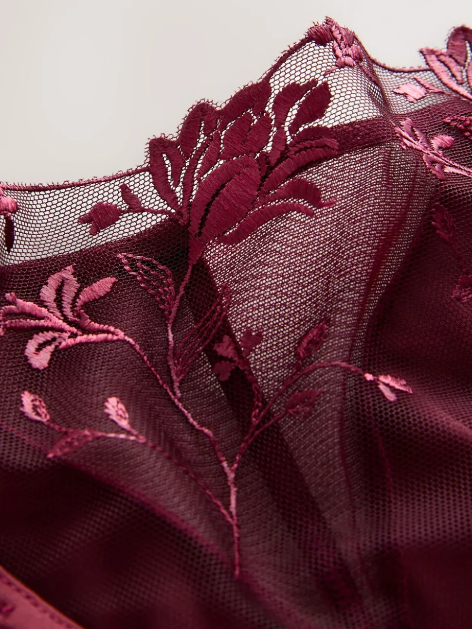 Rouge baie - Culotte brodée fleuri Premium Suisse