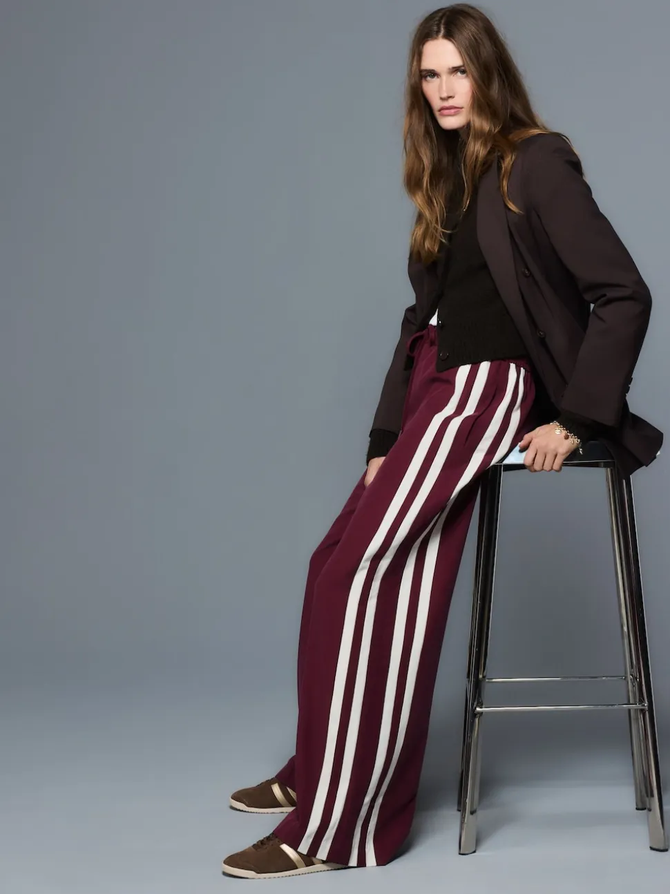 Rouge bordeaux - Pantalon large à bande latérale