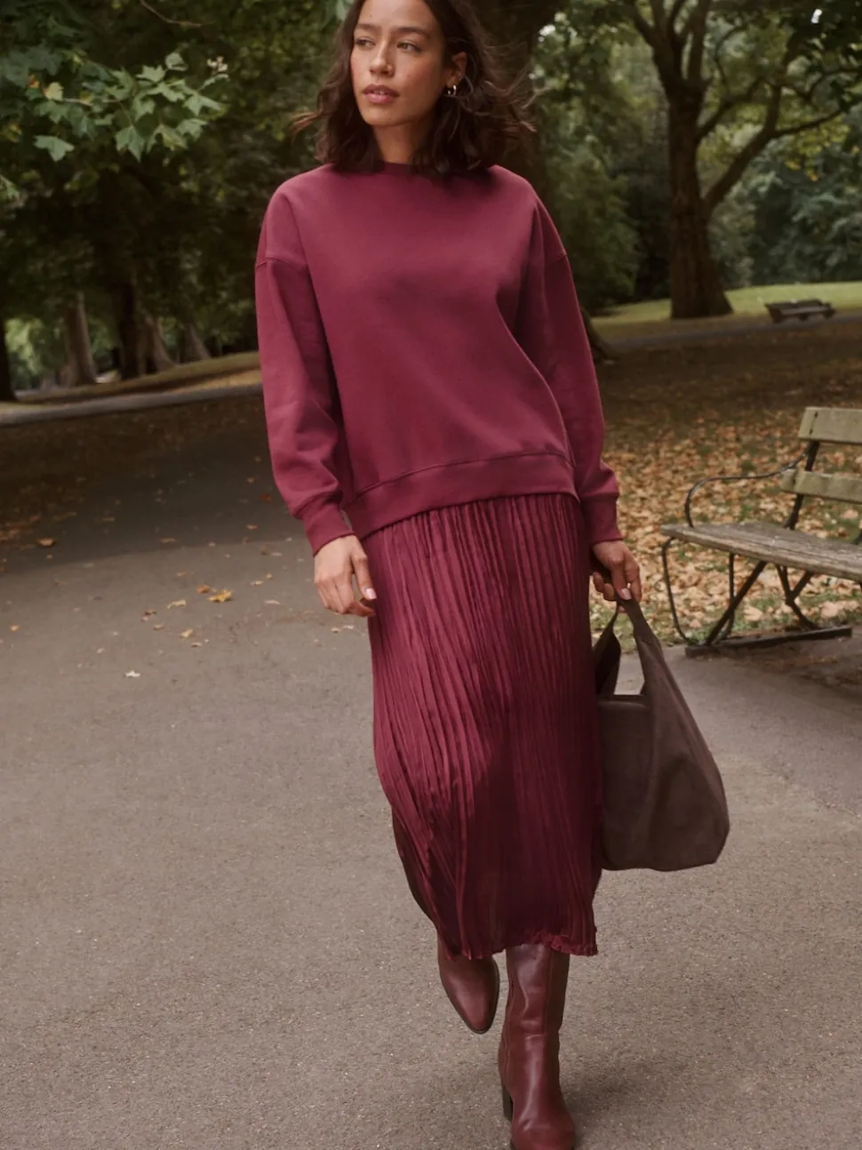 Rouge bordeaux - Sweat-shirt 2en1 avec jupe mi-longue en satin