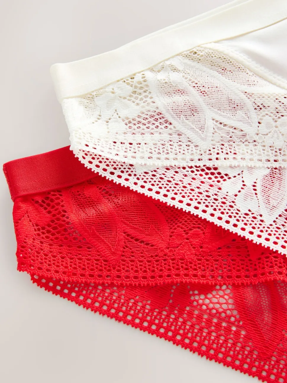 Rouge/crème - Lot de 2 culottes en microfibre et dentelle