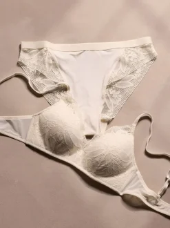 Rouge/crème - Lot de soutiens-gorge-gorge 2 détails en dentelle Ultimate Comfort