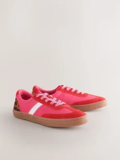 Rouge/Rose - Baskets à lacets Forever Comfort® à empiècements