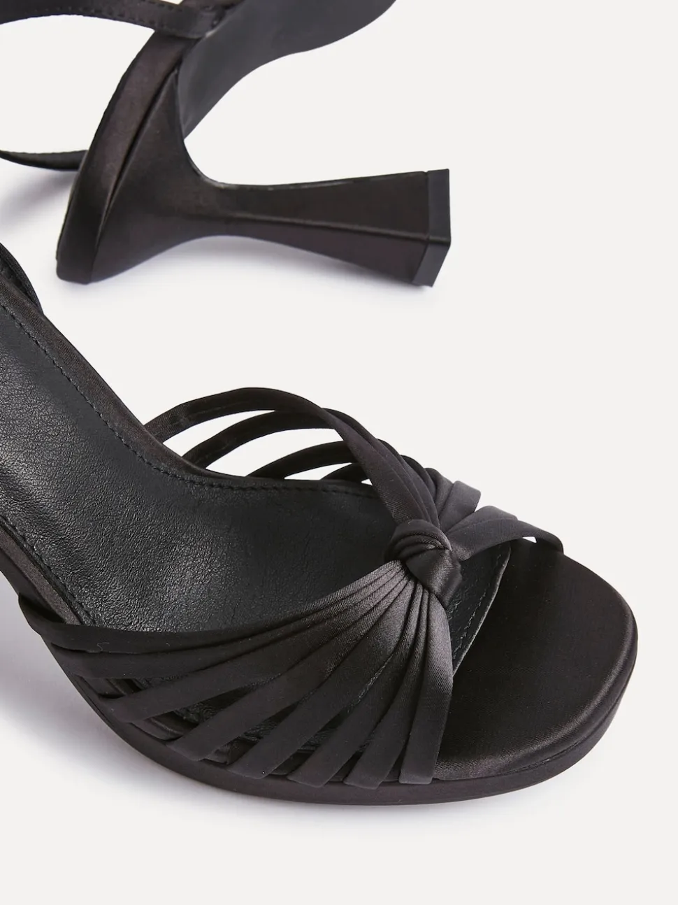 Satin noir - Sandales à talons Linzi Socialite à lanières et plateforme